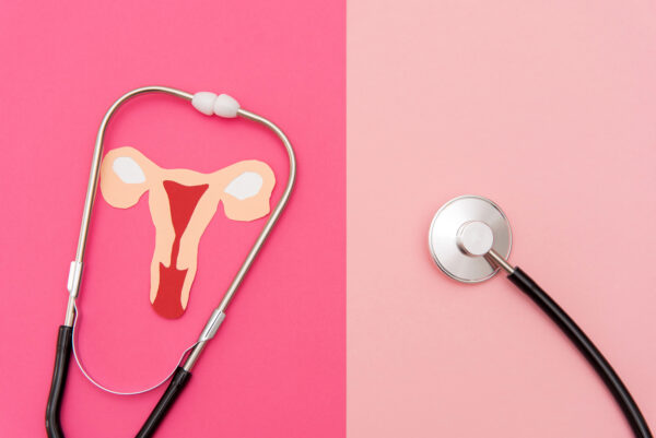 Saúde da mulher engloba bem-estar físico, mental e emocional