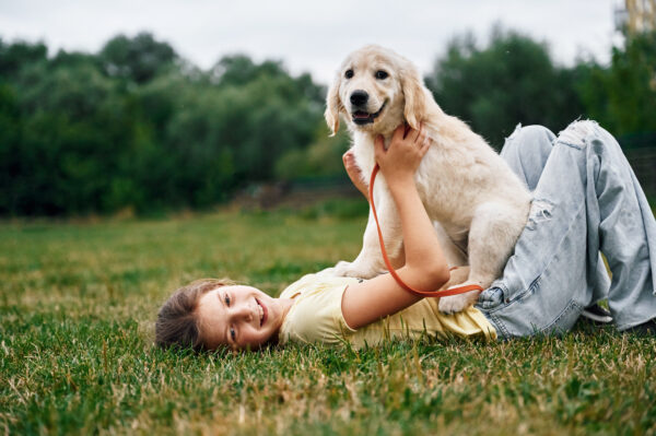 Natureza e pets são aliados no fortalecimento do sistema imunológico infantil